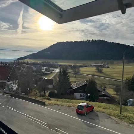 Loft Wohnung Mit Toller Aussicht Messstetten Exterior foto